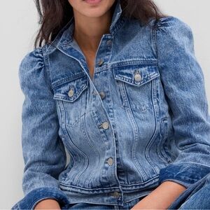 GAP puffed sleeve denim jacket size M, NWT